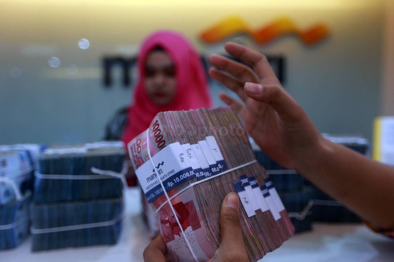 Bank Mandiri Buka Layanan...