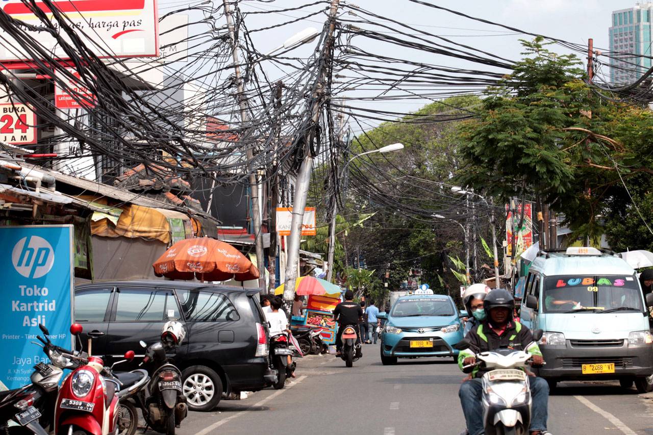 Kabel Listrik Ancam...