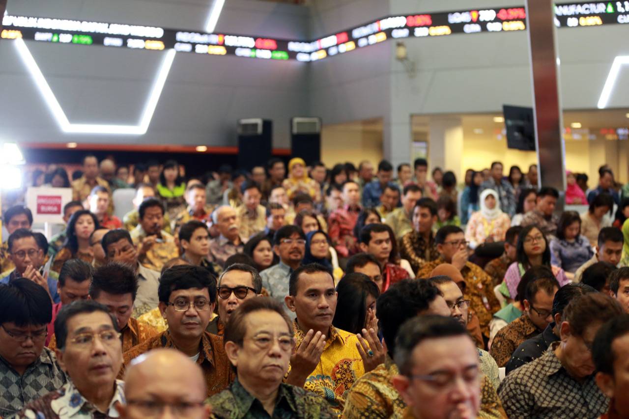 Jokowi Buka Perdagangan...