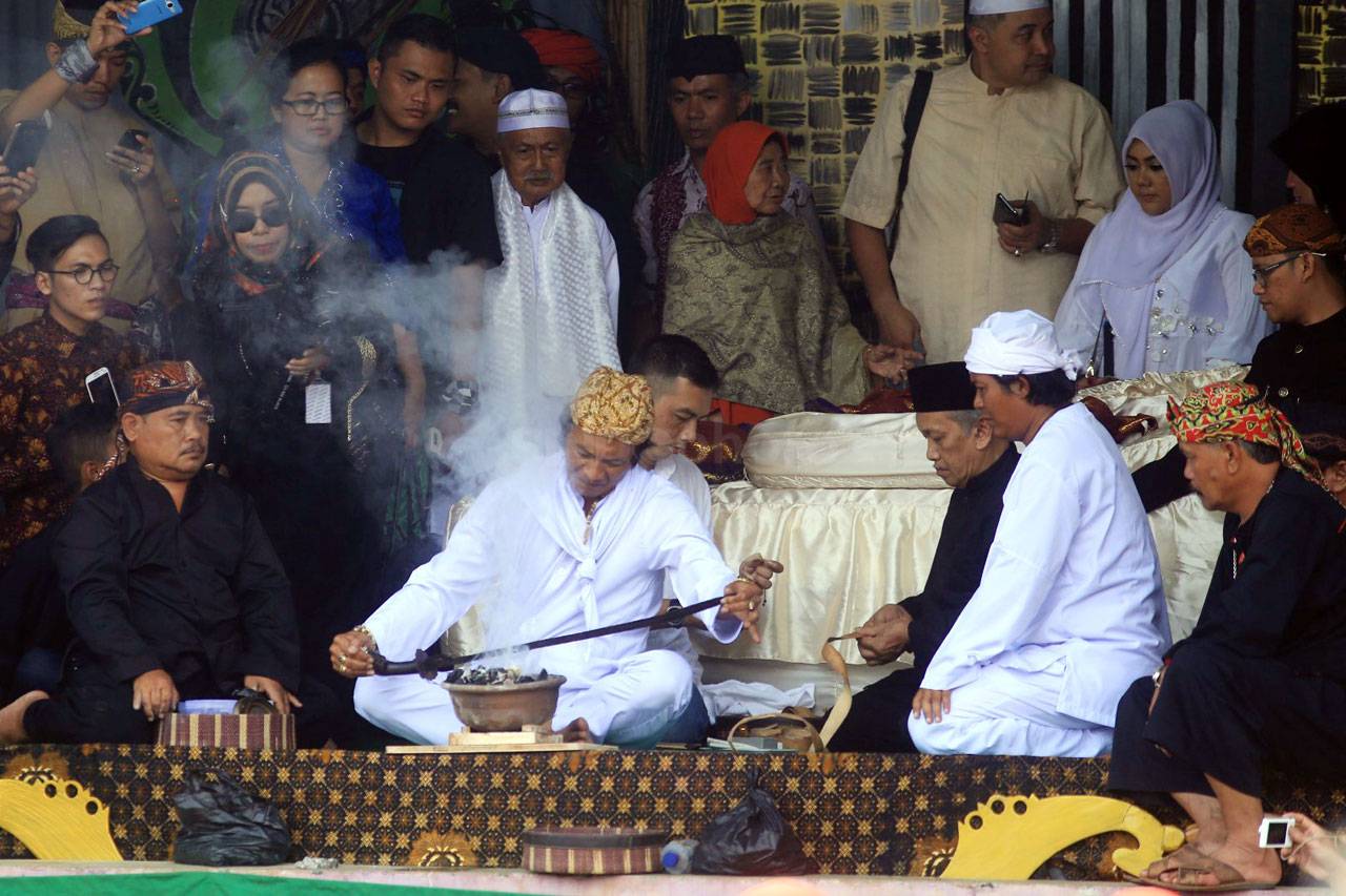 Ribuan Warga Ciamis...