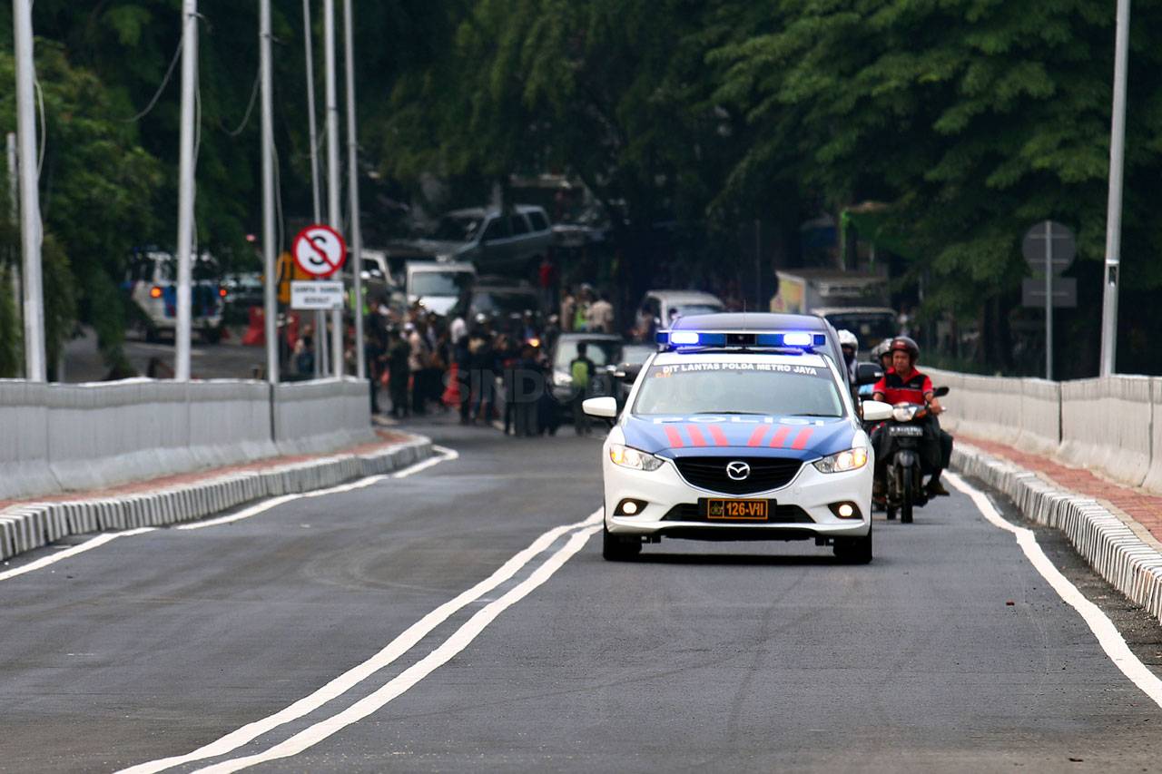 Flyover Permata Hijau...