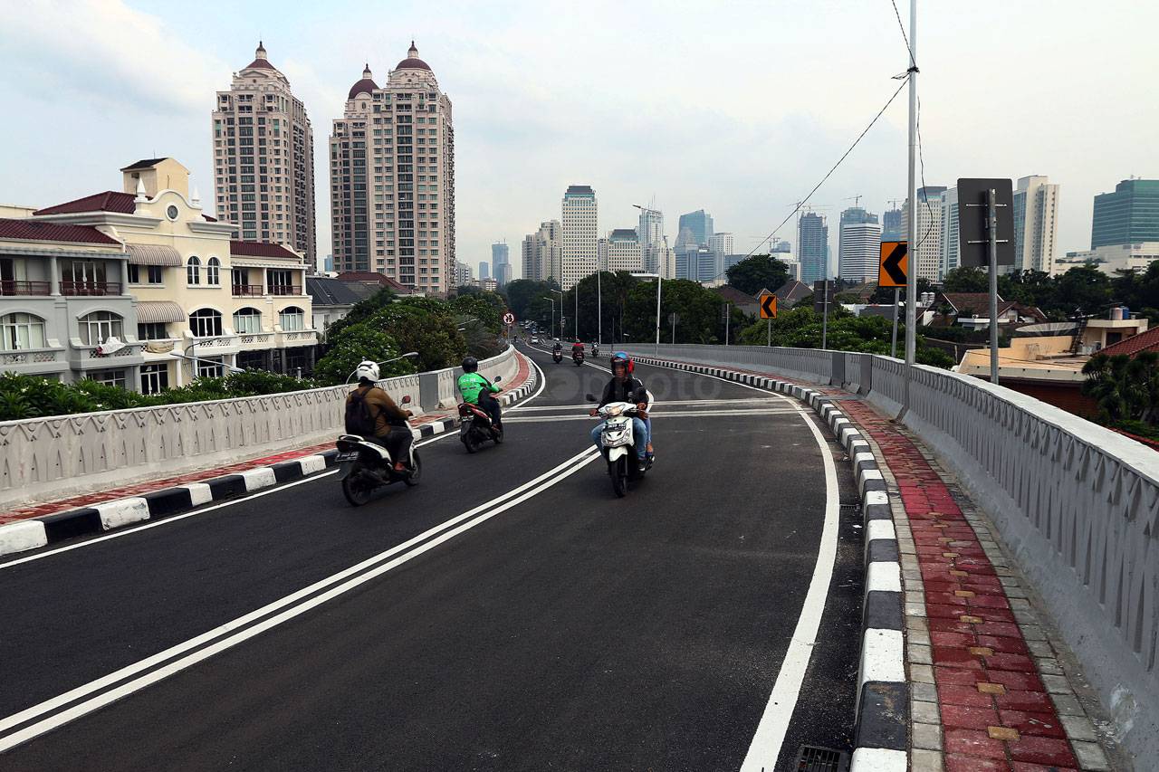 Flyover Permata Hijau...