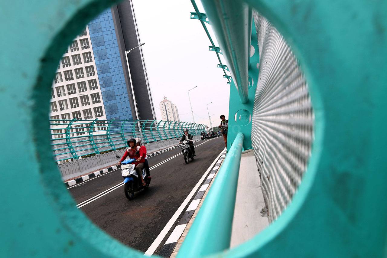 Flyover Permata Hijau...