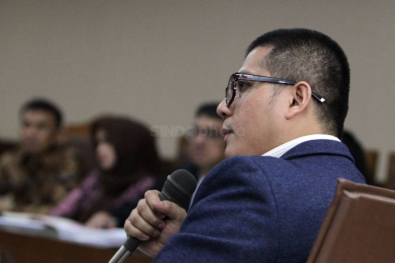 Gary Jadi Saksi Persidangan...