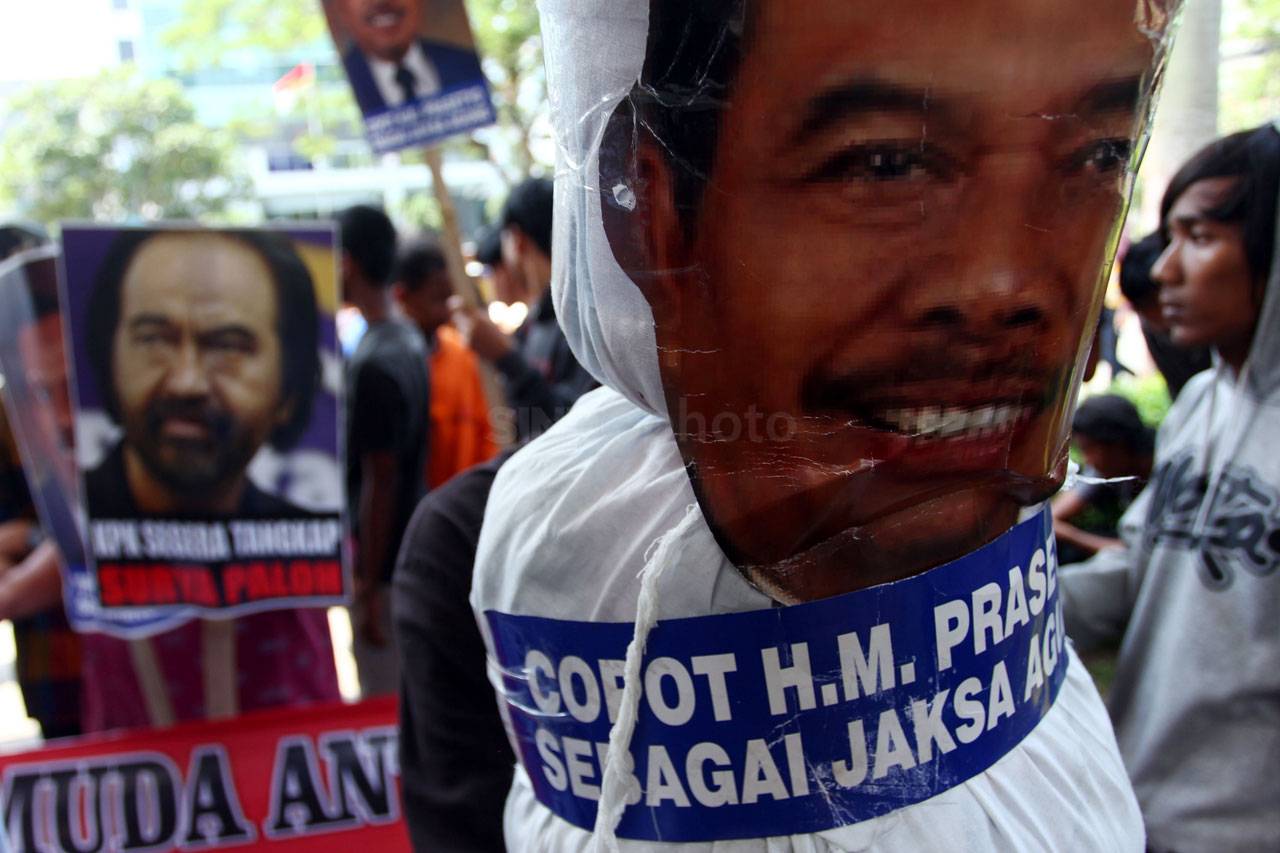 Aliansi Masyarakat Untuk...