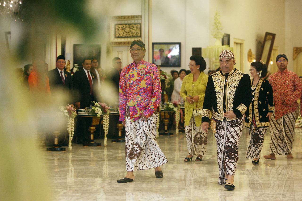 Jumenengan KGPAA Paku...