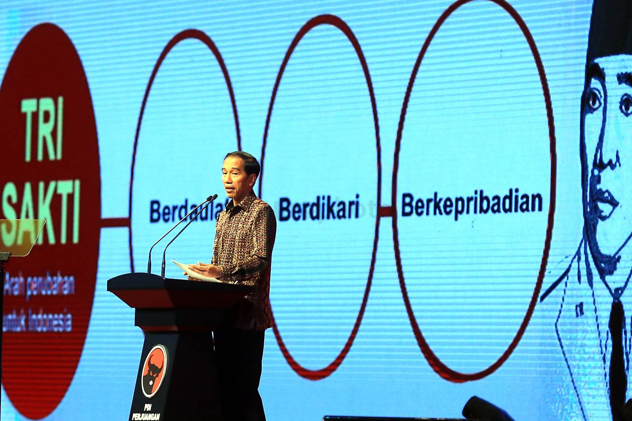 Presiden Jokowi Hadiri...