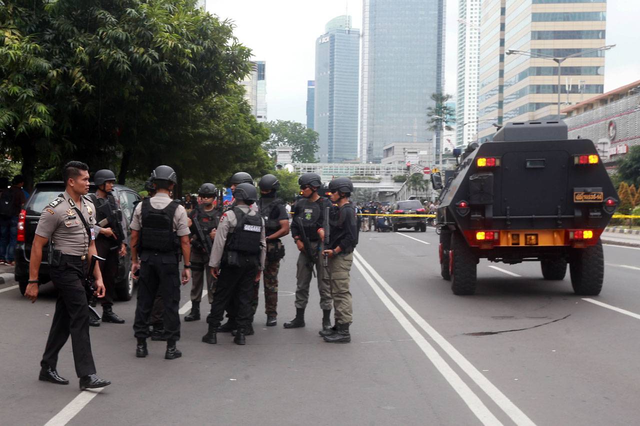 POLRI dan TNI Bersatu...