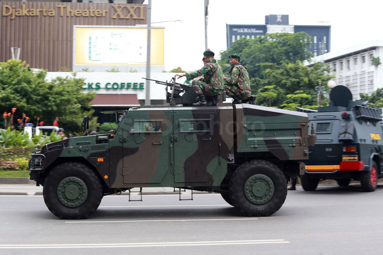 POLRI dan TNI Bersatu...