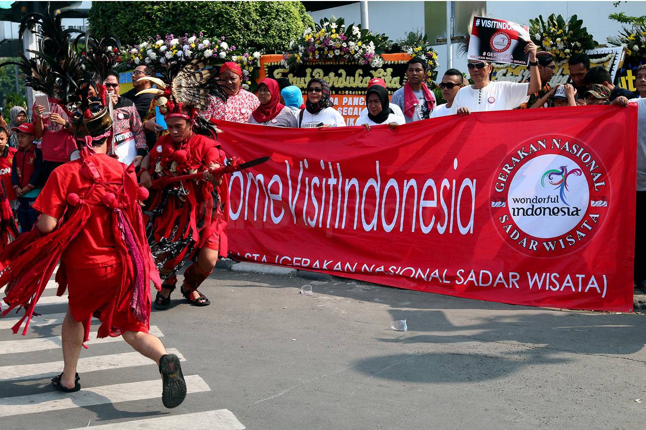 Perang Kabasaran Hentak...