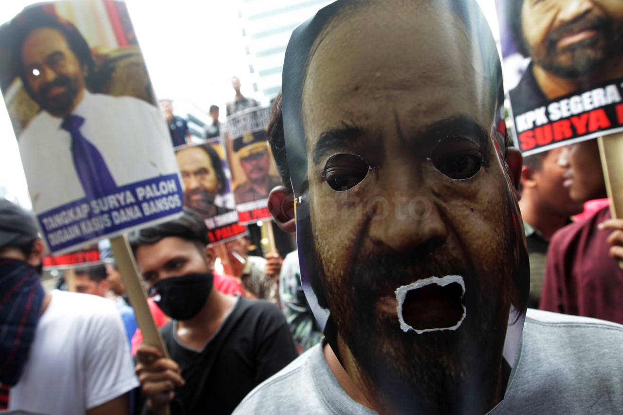 Bawa Karangan Bunga,...