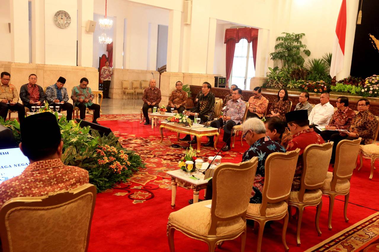 Tingkatkan Komunikasi...