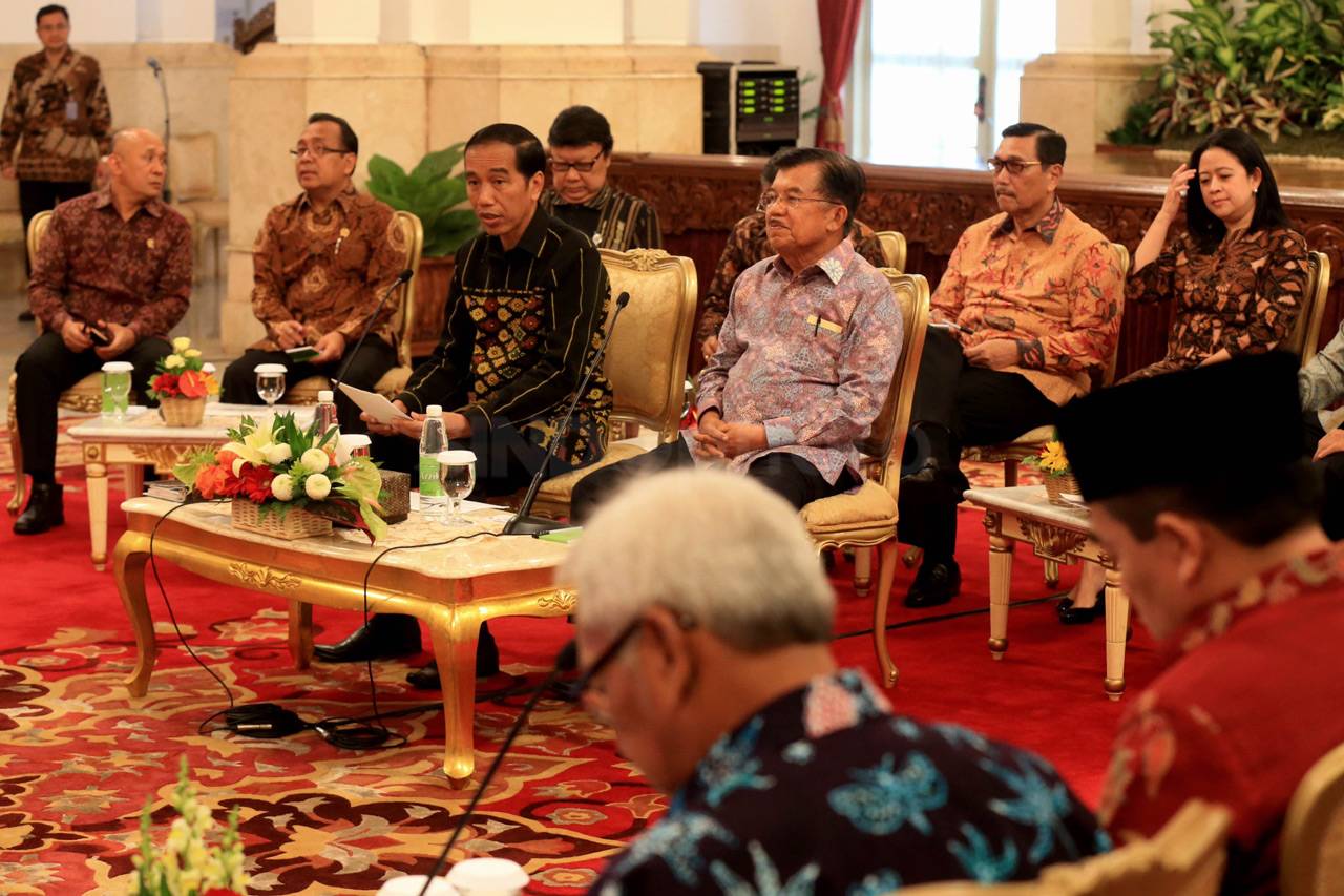 Tingkatkan Komunikasi...