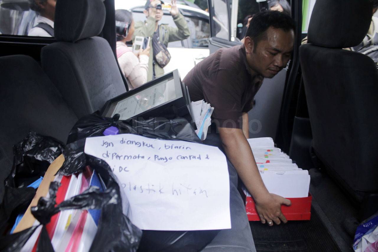 Lagi, Petugas Gabungan...