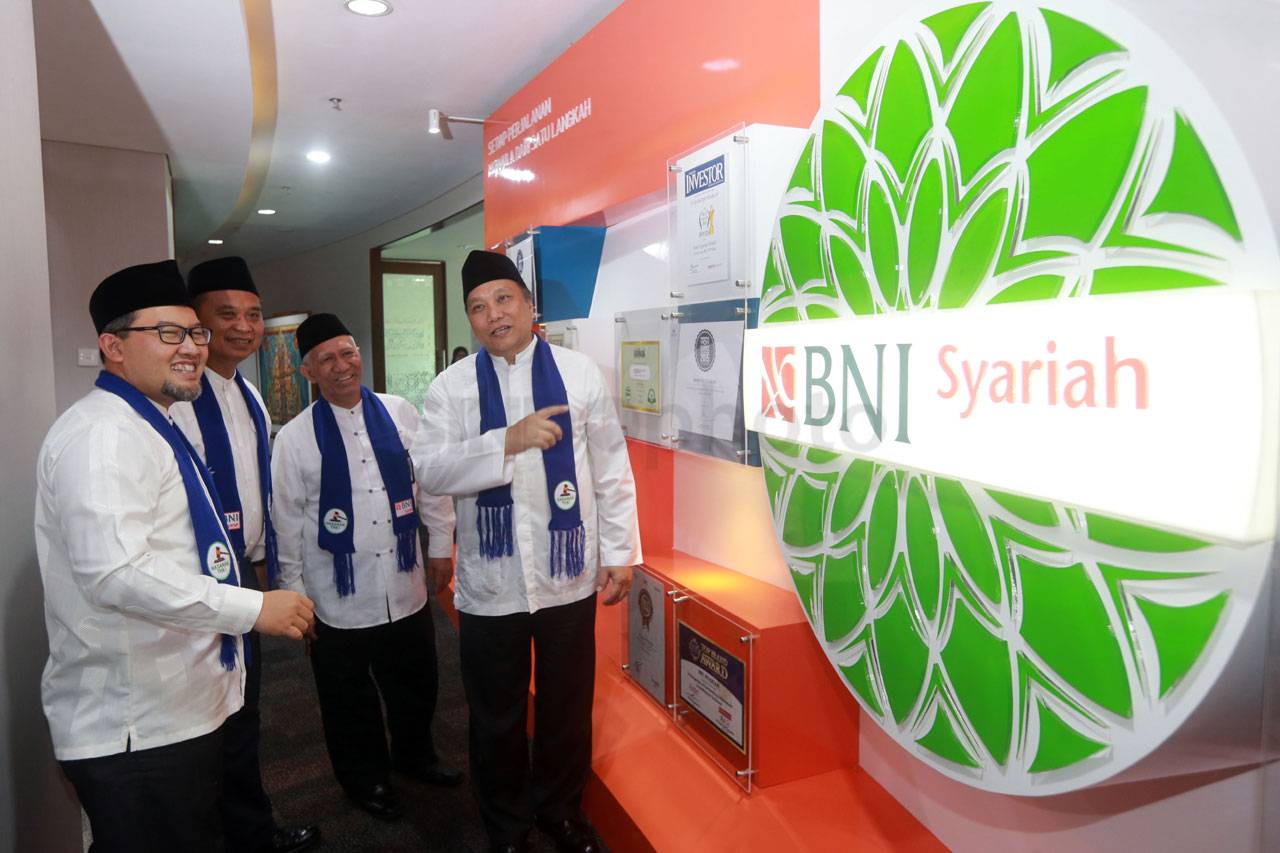 BNI Syariah Luncurkan...