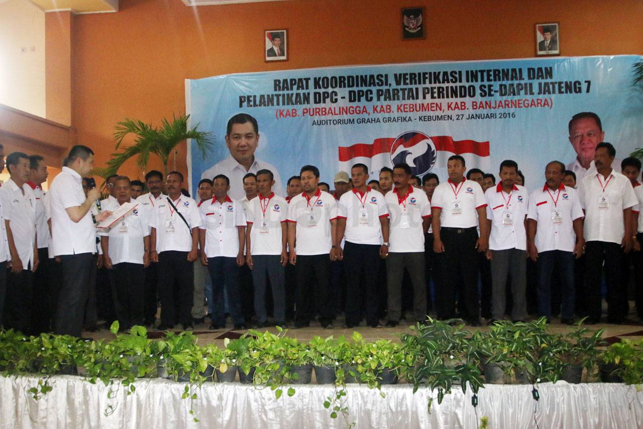 Hary Tanoesoedibjo Lantik...
