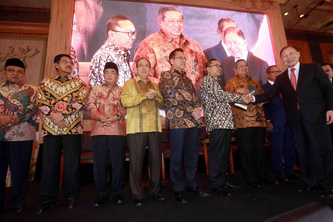 Jatuh Bangun Mochtar...