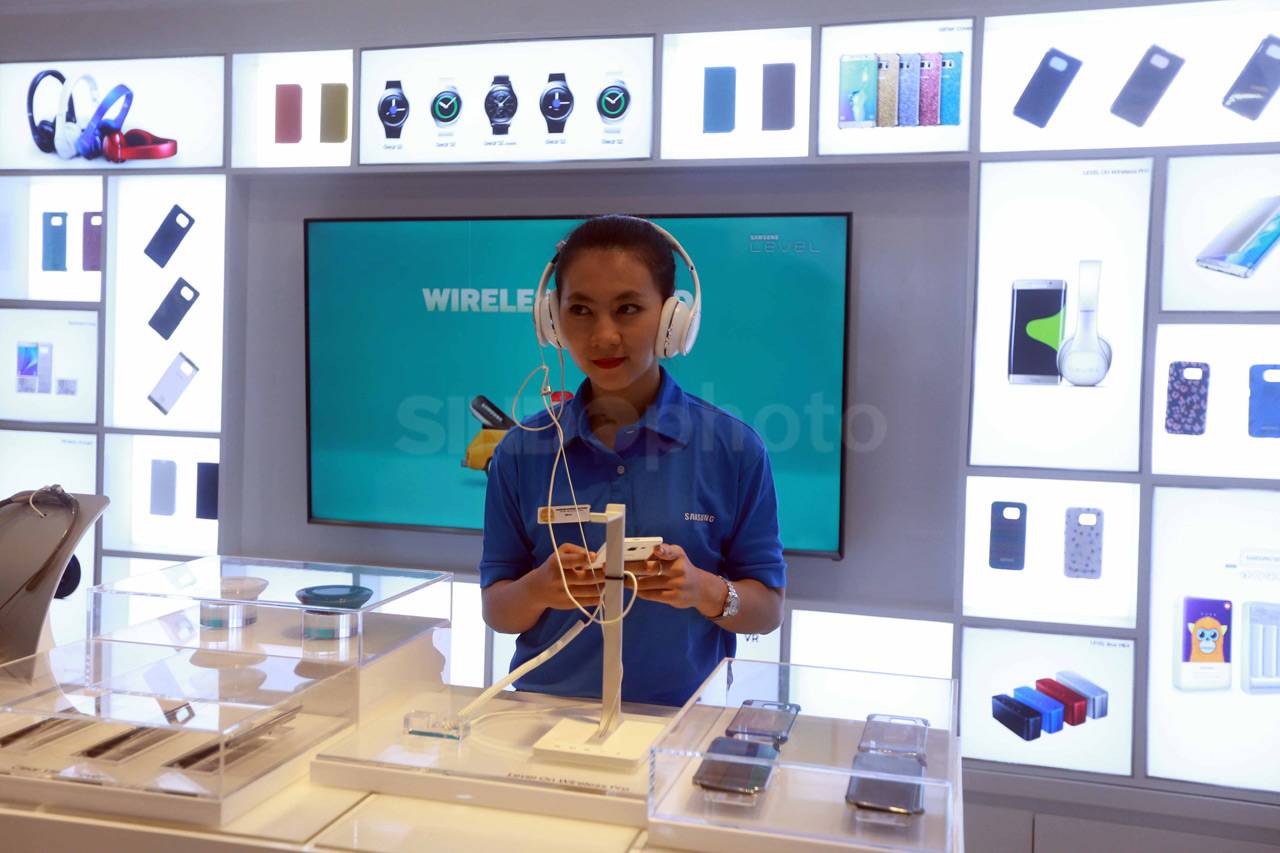 SEIN Buka Gerai Samsung...