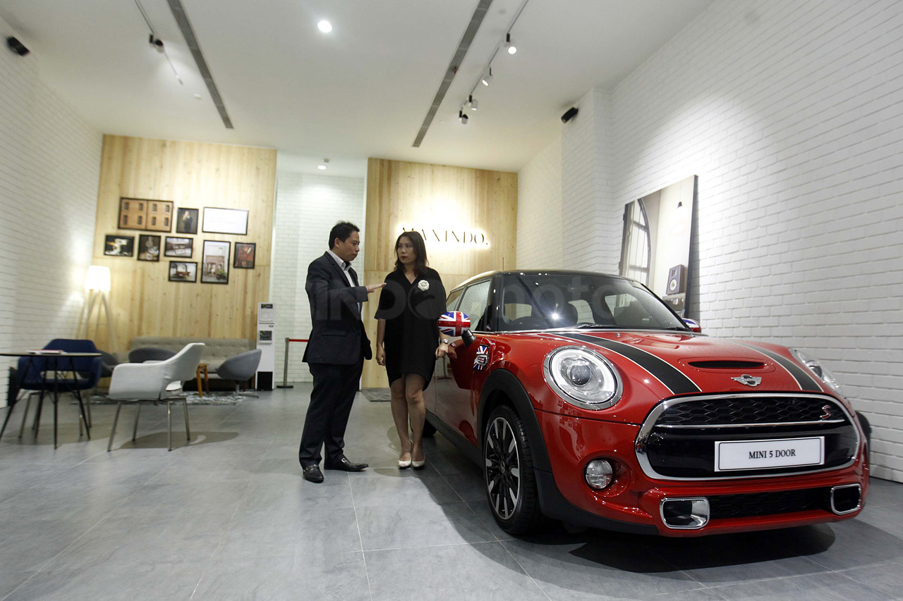 Pop-up Store MINI Kini...