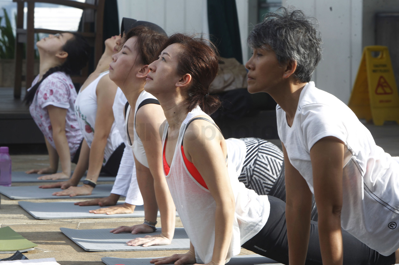 Senayan City Yoga Bersama...