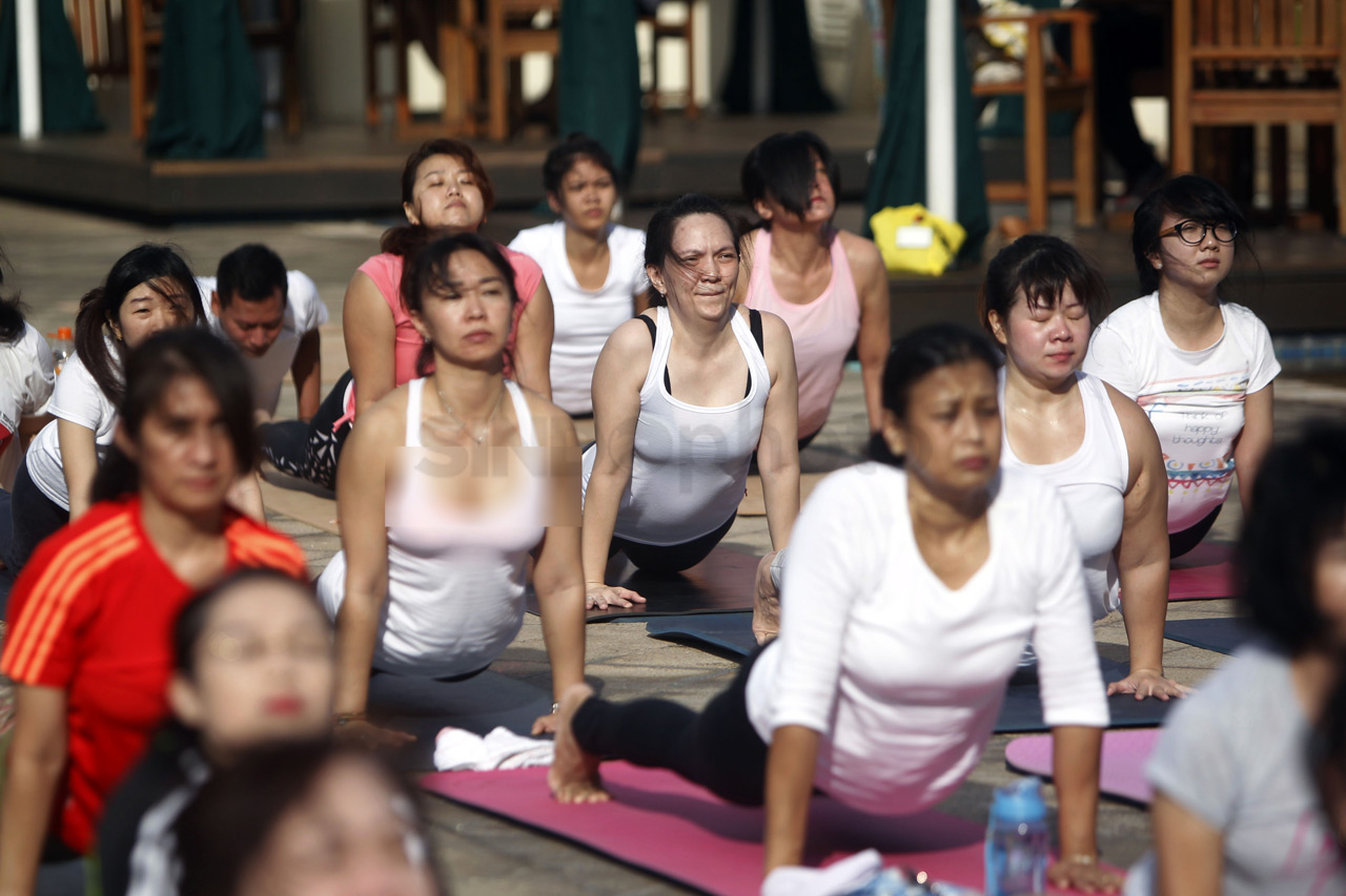 Senayan City Yoga Bersama...