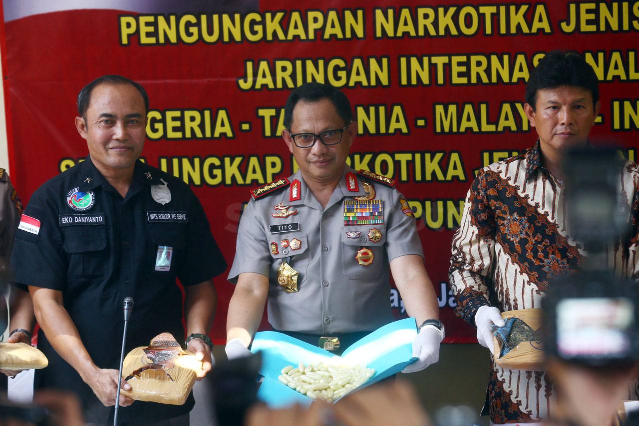 Polri dan Bea Cukai...