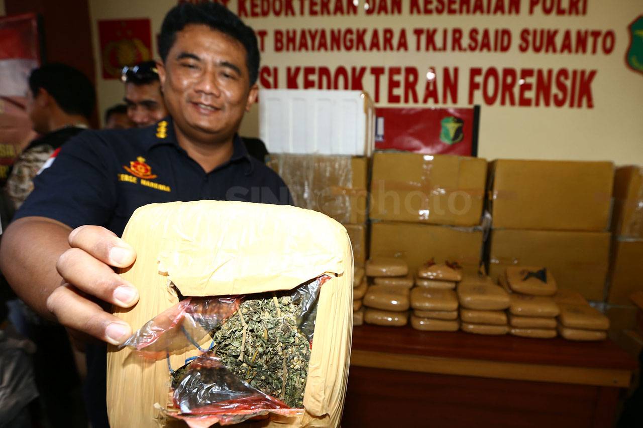 Polri dan Bea Cukai...