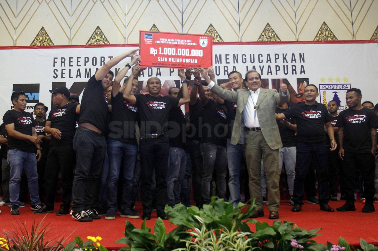 Freeport Indonesia Serahkan...