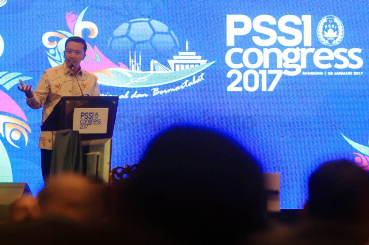 Menpora Buka Kongres...