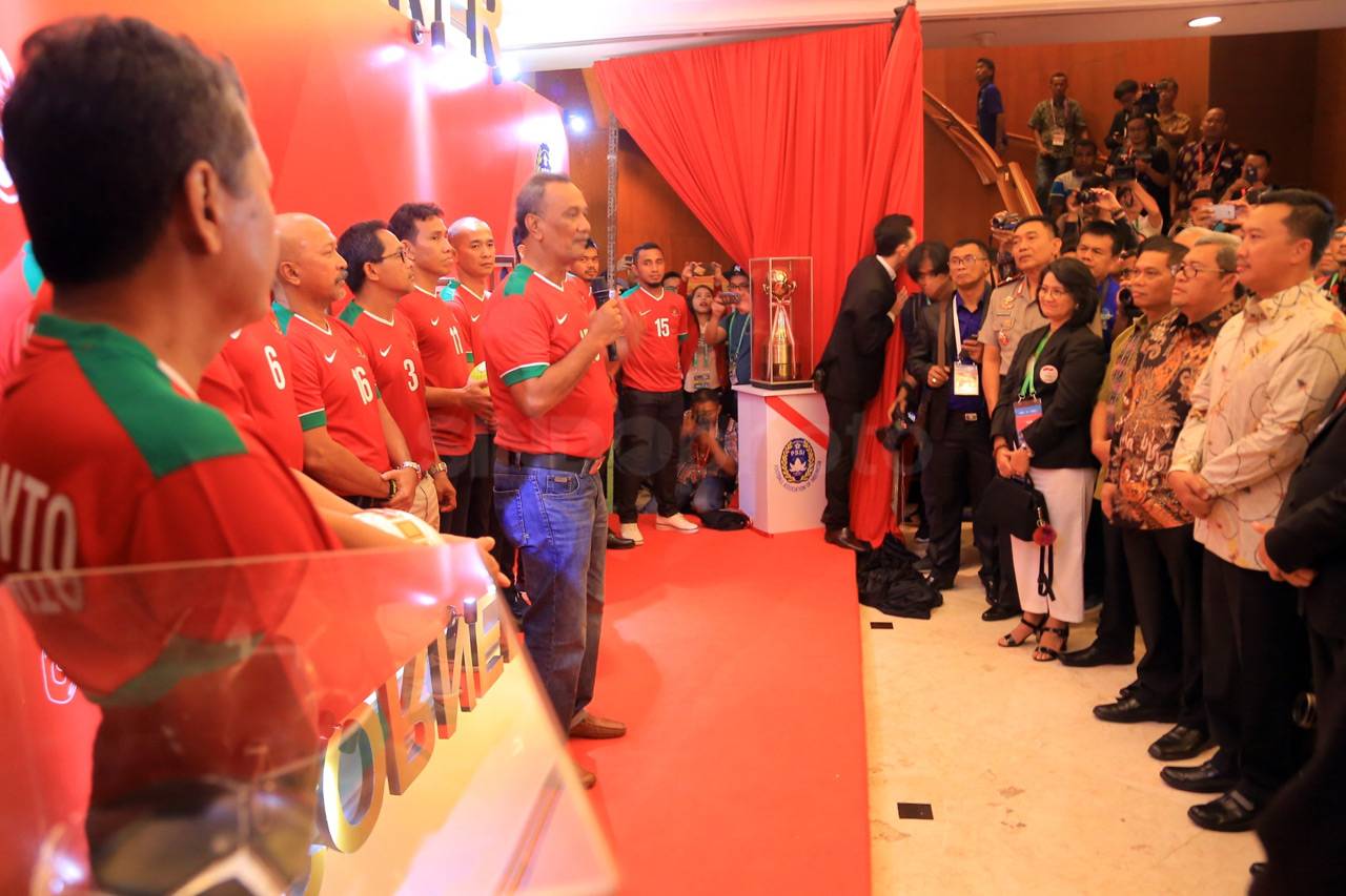 Menpora Buka Kongres...