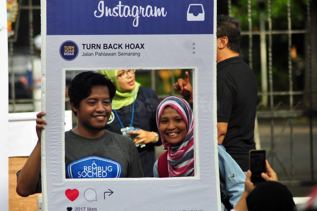 Warga Semarang Deklarasikan...