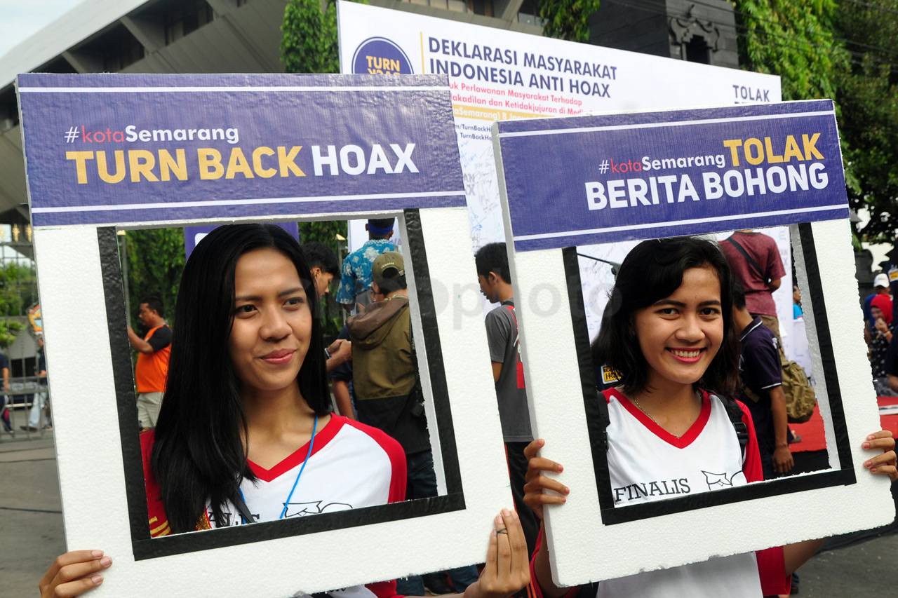 Warga Semarang Deklarasikan...
