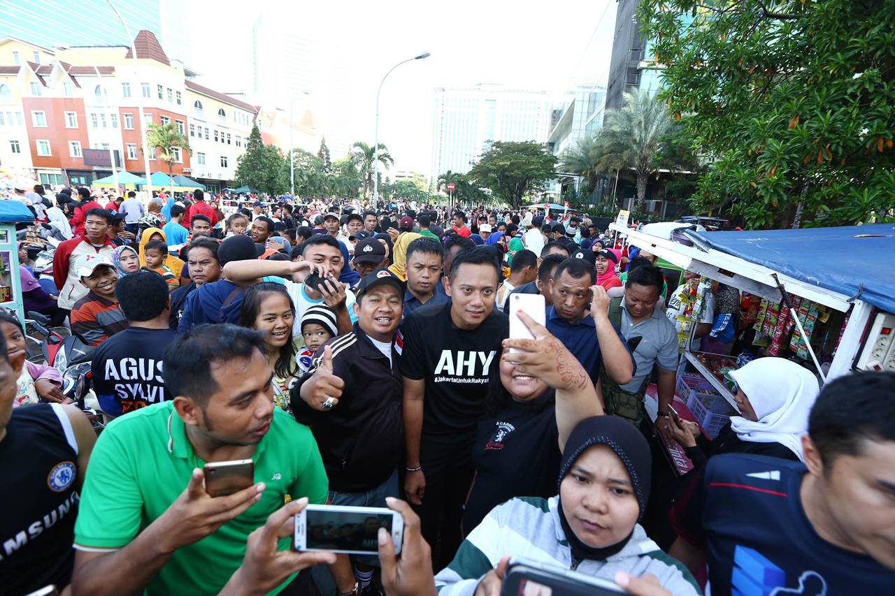 Usai Senam Bersama,...