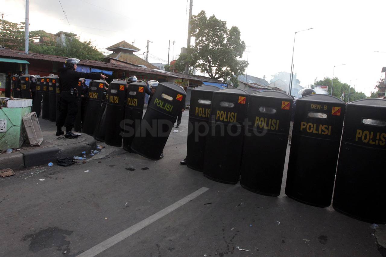 Tawuran Warga Pecah...
