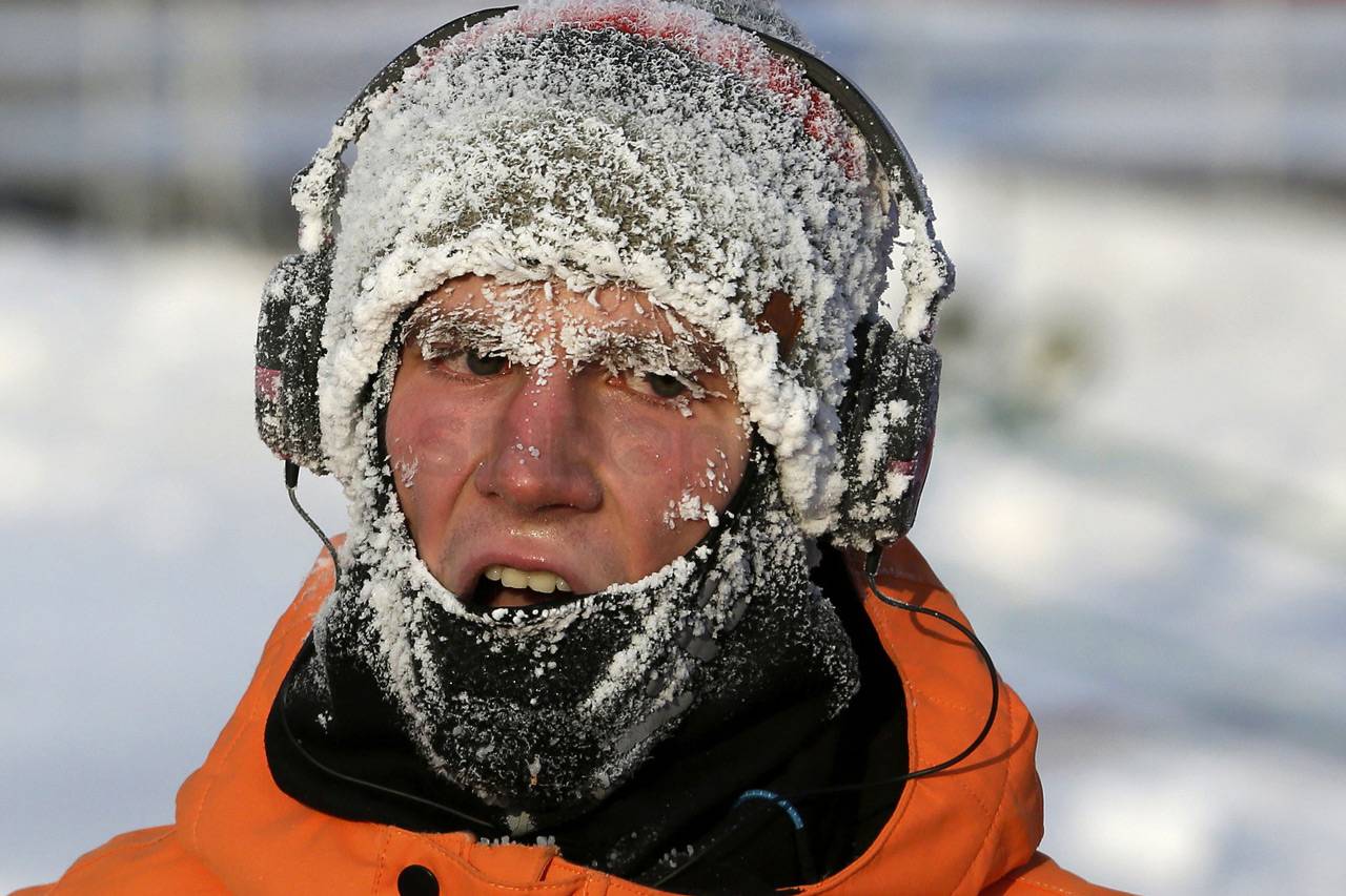 Suhu Minus 24 Derajat...