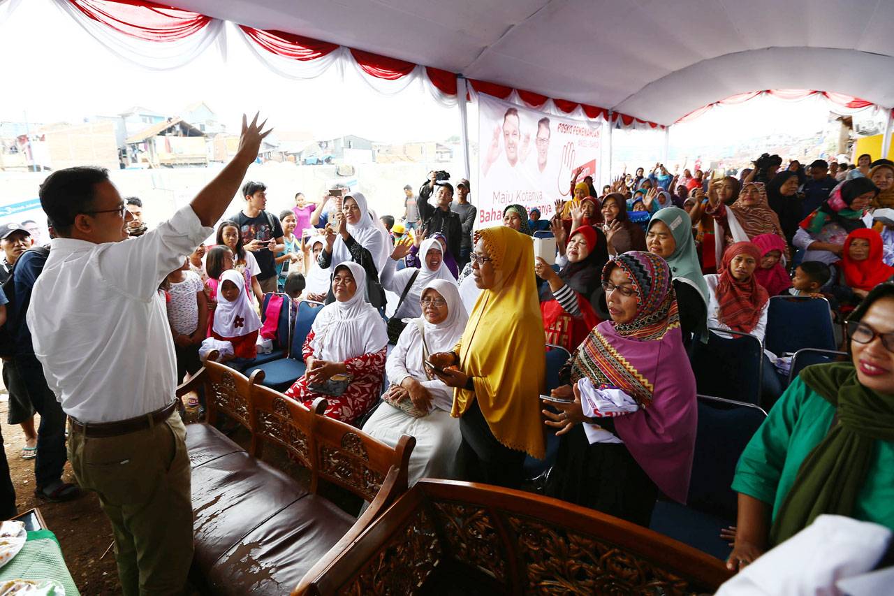 Anies Baswedan Hadiri...