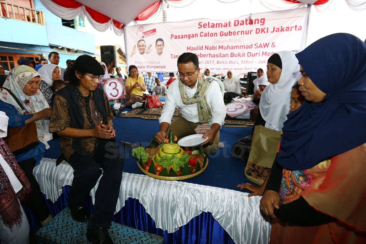 Anies Baswedan Hadiri...