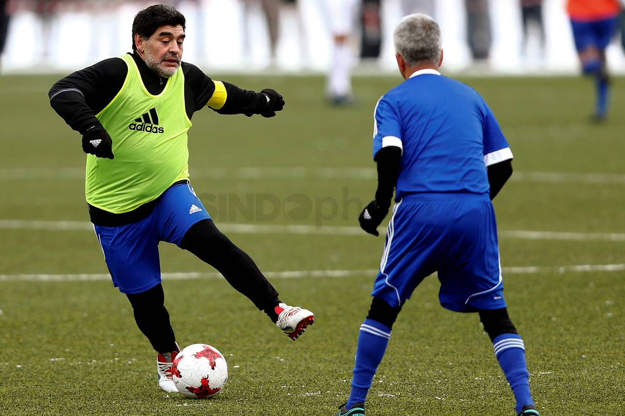 Aksi Maradona di Turnamen...
