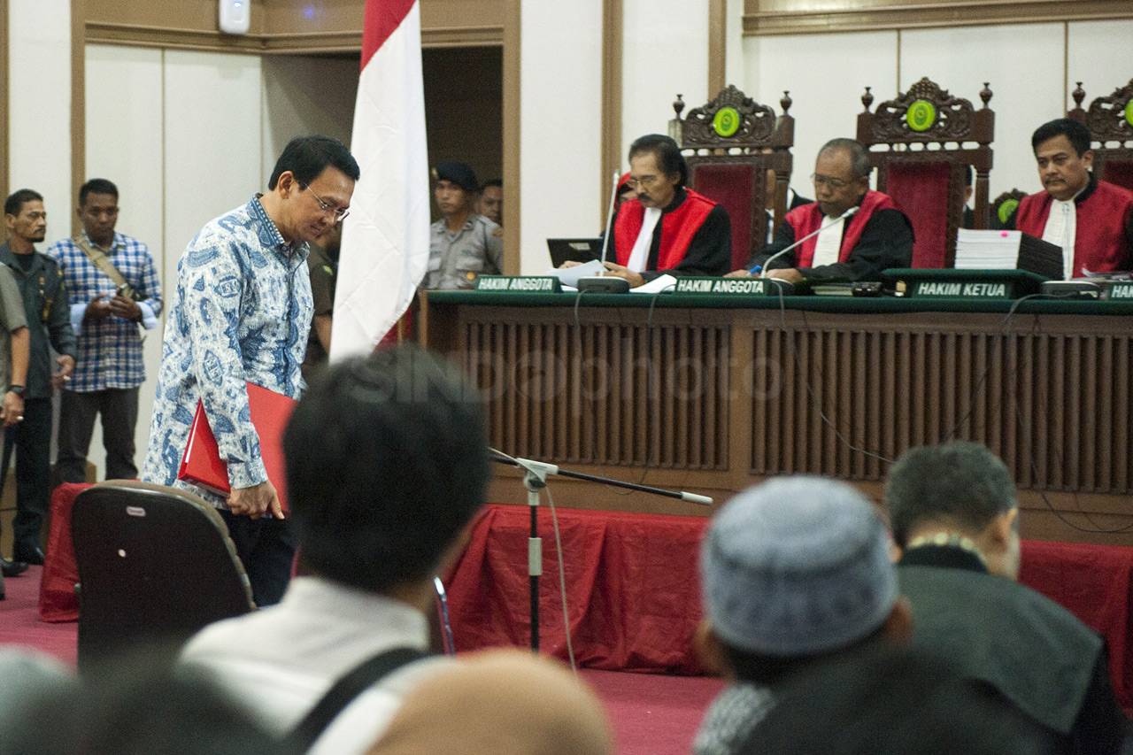 Jaksa Hadirkan Lima...