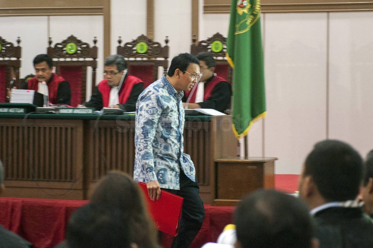 Jaksa Hadirkan Lima...