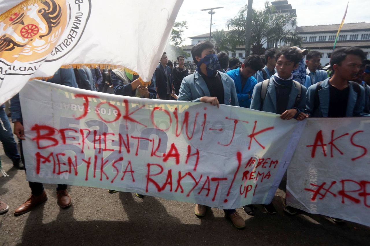 BEM Jawa Barat Desak...