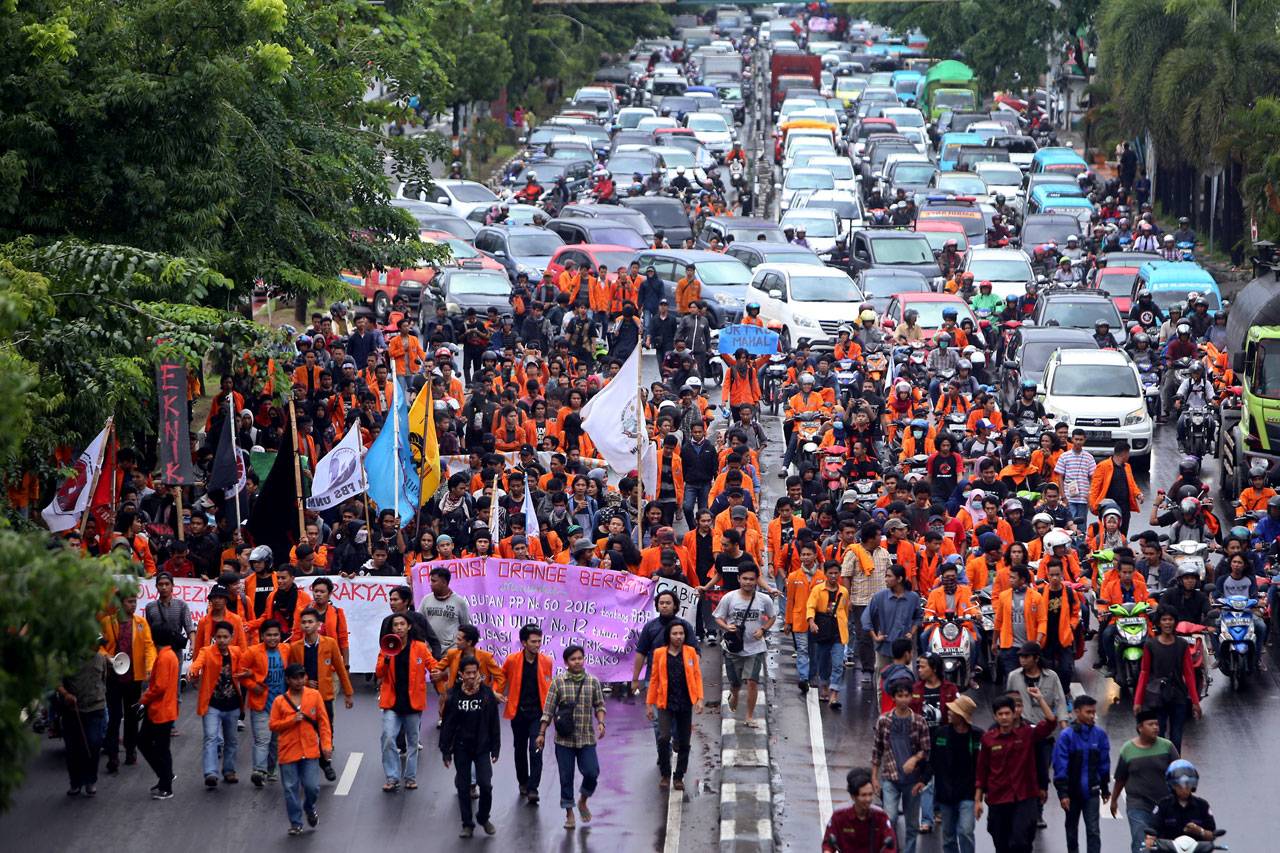 Mahasiswa di Makassar...