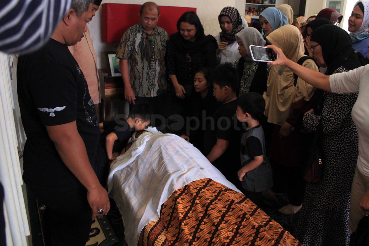 Keluarga dan Pelayat...
