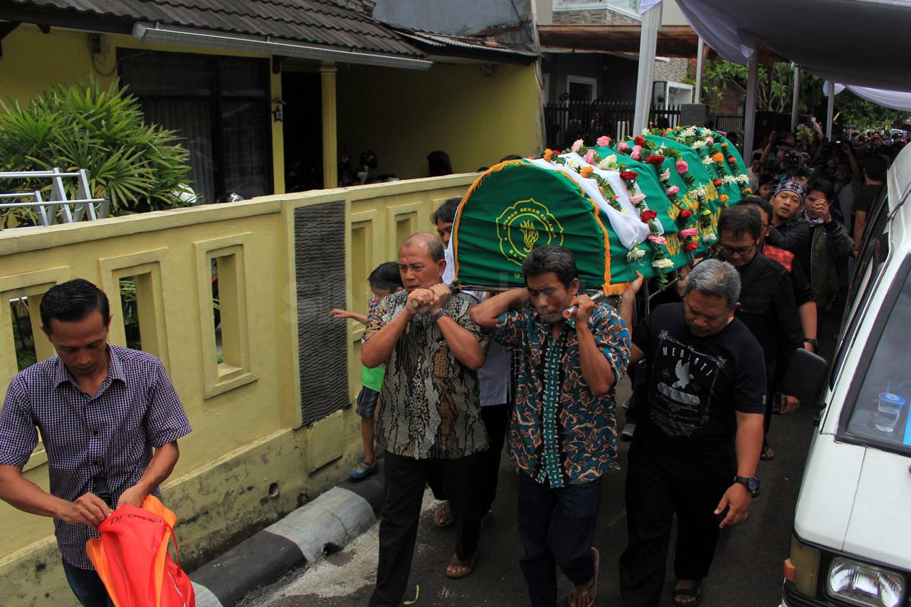 Keluarga dan Pelayat...
