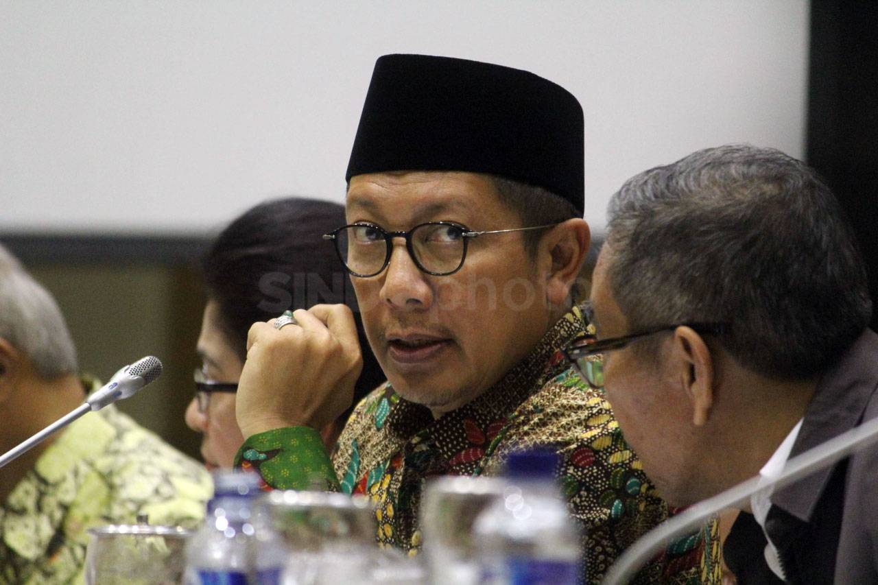 Komisi VIII Raker dengan...