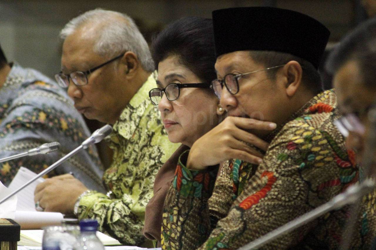 Komisi VIII Raker dengan...