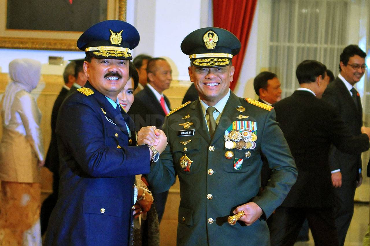 Presiden Jokowi Lantik...