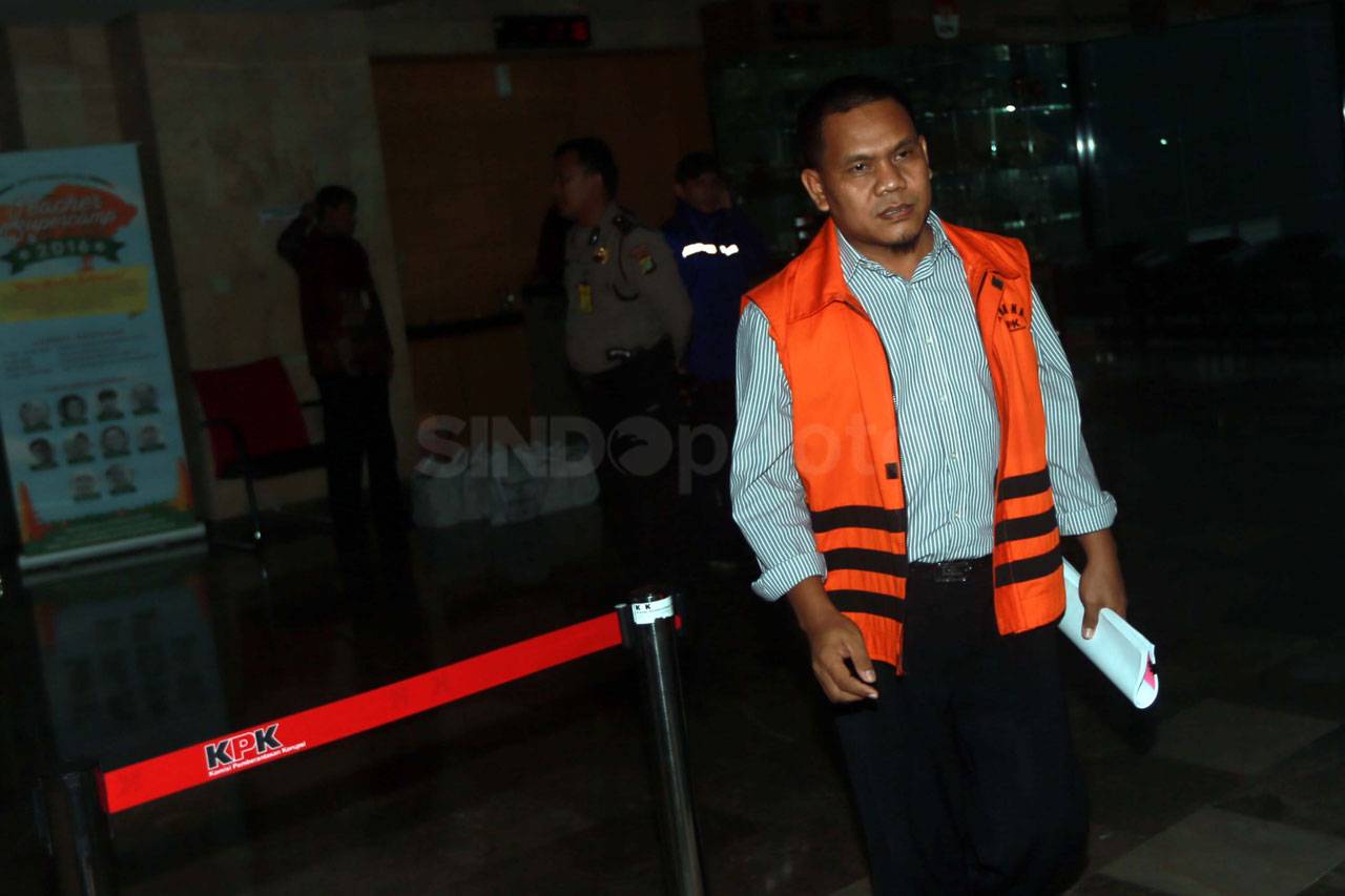 Kasus Korupsi di Kebumen,...