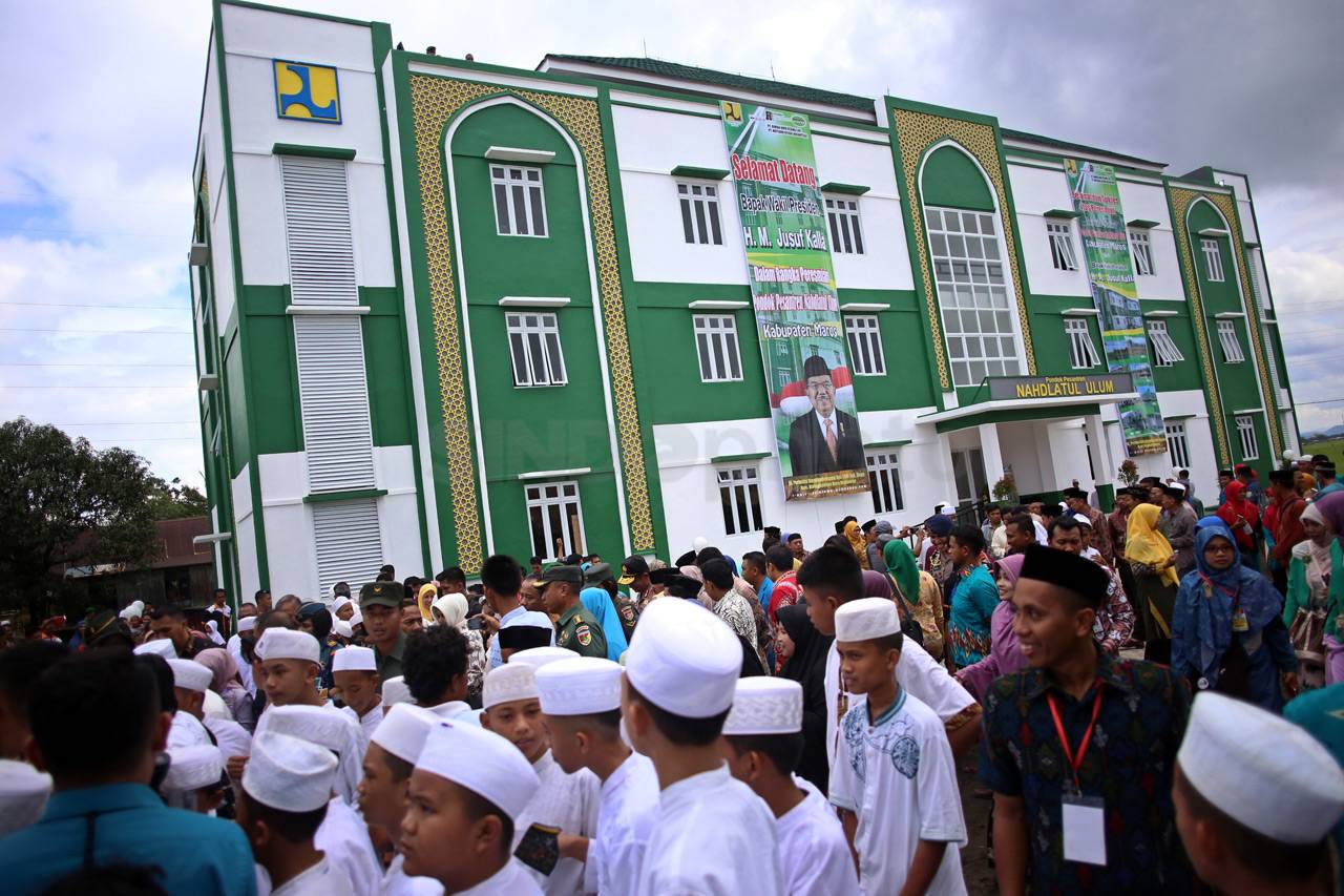 JK Resmikan Rusunawa...