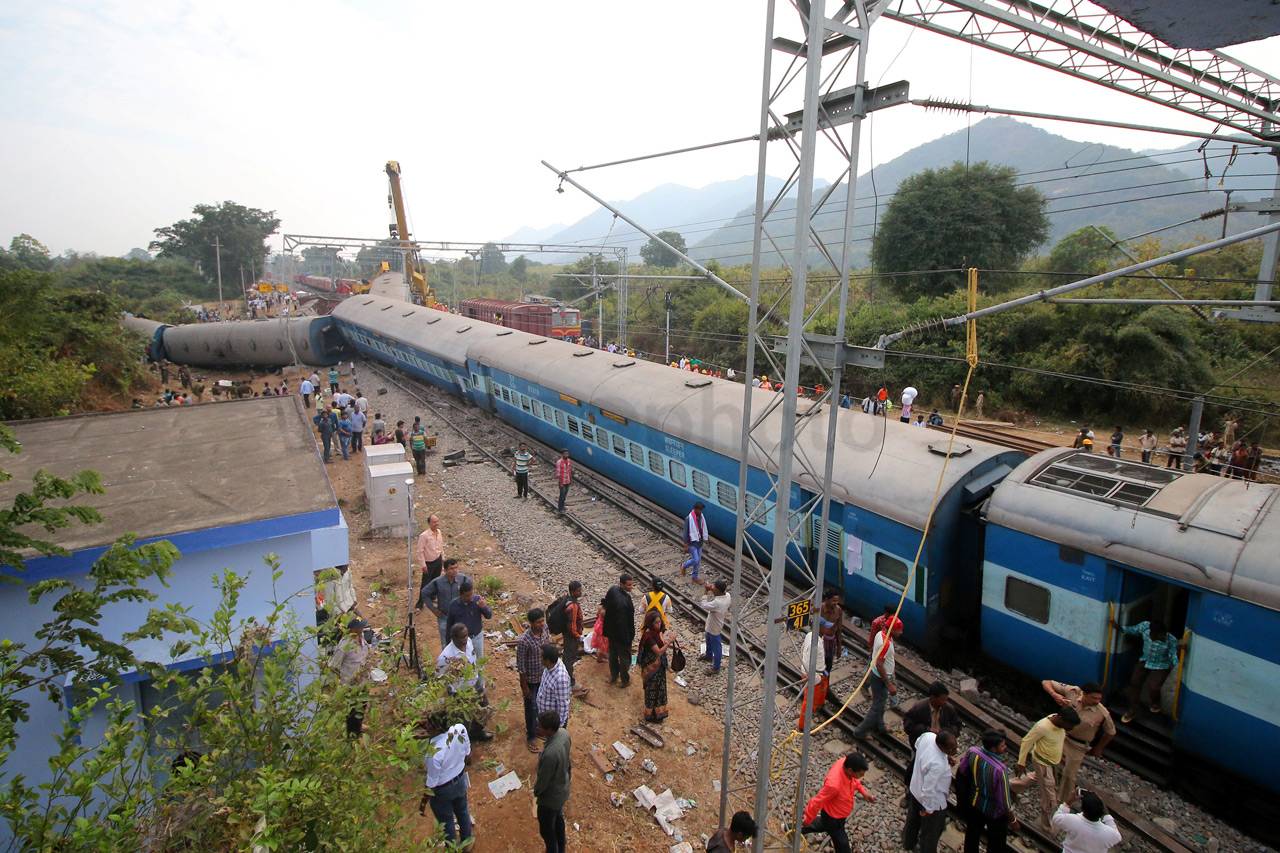Kecelakaan Kereta di...